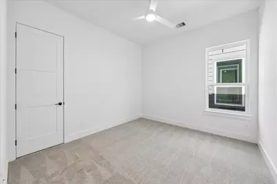 1421 E 36th Street, Houston, TX 77022 - Photo 17