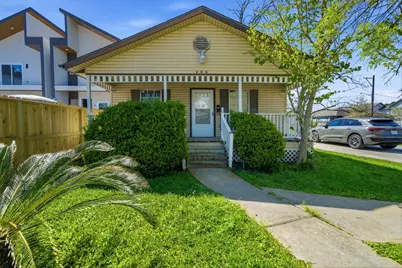 406 E 34th Street, Houston, TX 77018 - Photo 1