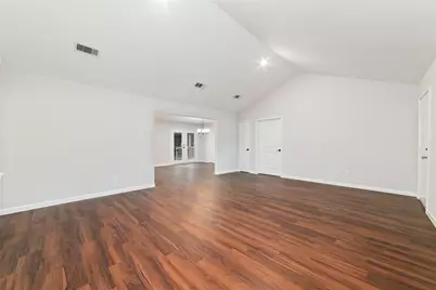 631 Humbird, Cleveland, TX 77328 - Photo 9