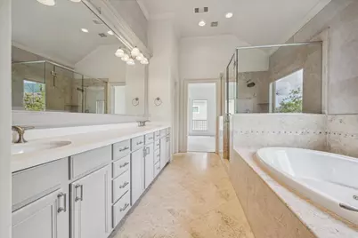 6830 Staffordshire Boulevard, Houston, TX 77030 - Photo 11
