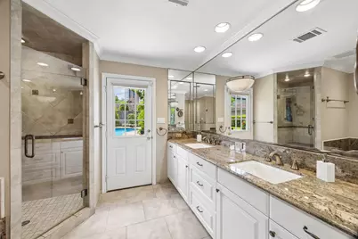922 Old Lake Road, Houston, TX 77057 - Photo 17