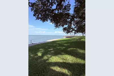 6 Pine Bluff Street, La Porte, TX 77571 - Photo 5