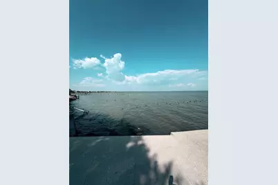 6 Pine Bluff Street, La Porte, TX 77571 - Photo 9