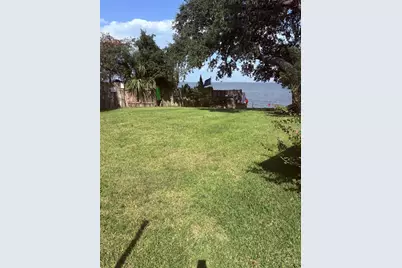 6 Pine Bluff Street, La Porte, TX 77571 - Photo 15