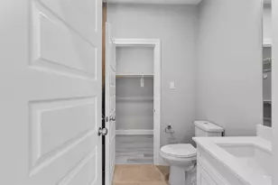 1210 W 17th St, Houston, TX 77008 - Photo 29