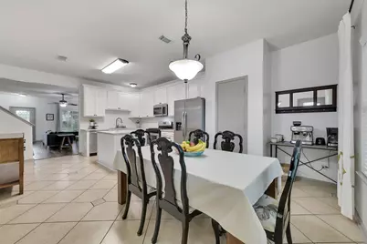 1056 Cabot Cove, Dickinson, TX 77539 - Photo 13