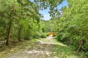 1056 Cabot Cove, Dickinson, TX 77539 - Photo 37