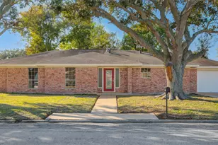 3416 Walnut Dr, Bay City, TX 77414 - Photo 1