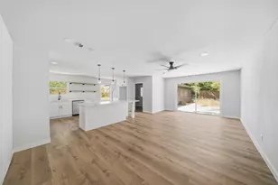 5926 Warm Springs Rd, Houston, TX 77035 - Photo 5