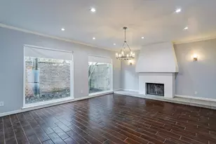 2323 Bering Dr, Houston, TX 77057 - Photo 9