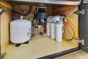 717 W Marcella St, Houston, TX 77091 - Photo 15