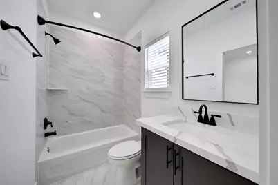 717 W Marcella Street #B, Houston, TX 77091 - Photo 27