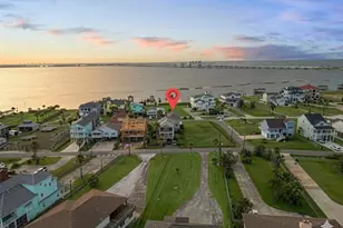 9605 Teichman Rd, Galveston, TX 77554 - Photo 5