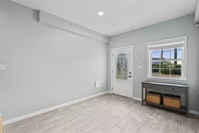 9605 Teichman Road, Galveston, TX 77554 - Photo 7