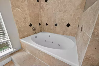 11202 Crooked Pine Drive, Cypress, TX 77429 - Photo 21