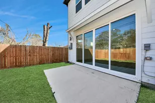 7012 St Augustine St, Houston, TX 77021 - Photo 35