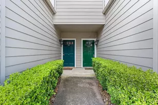 2220 Bering Dr, Houston, TX 77057 - Photo 3