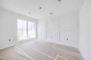 6730 Lindyann Ln, Houston, TX 77008 - Photo 13