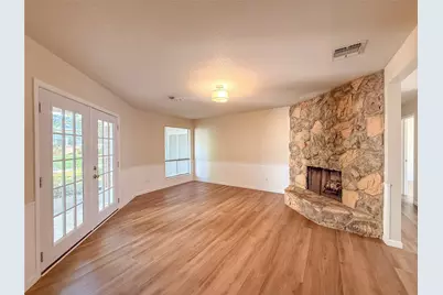 702 S Chappell Hill Street, Brenham, TX 77833 - Photo 3