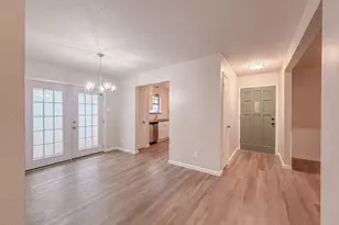 702 S Chappell Hill St, Brenham, TX 77833 - Photo 7