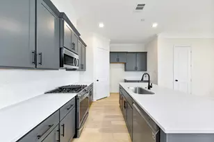 946 Judiway St, Houston, TX 77018 - Photo 7