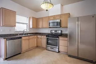 2220 Naomi St, Houston, TX 77054 - Photo 9
