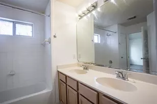 2220 Naomi St, Houston, TX 77054 - Photo 19