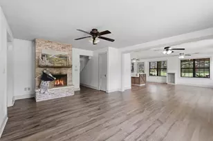 511 W Val Verde St, Brenham, TX 77833 - Photo 5