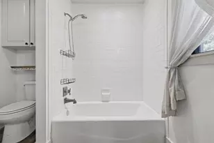 511 W Val Verde St, Brenham, TX 77833 - Photo 13