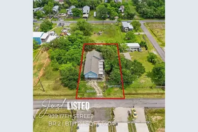 939 17th Street, Dickinson, TX 77539 - Photo 1