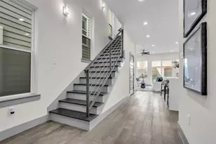 1207 E 28th St, Houston, TX 77009 - Photo 5