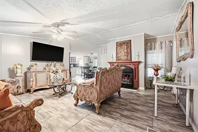 906 Sundown Meadows Street, Crosby, TX 77532 - Photo 9