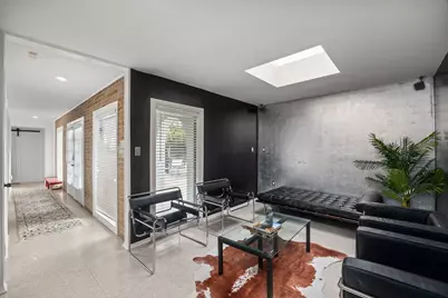 7902 Richmond Avenue, Houston, TX 77063 - Photo 11