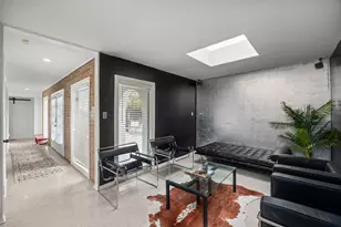 7902 Richmond Ave, Houston, TX 77063 - Photo 11