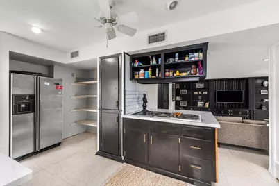 7902 Richmond Avenue, Houston, TX 77063 - Photo 7