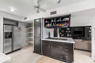 7902 Richmond Ave, Houston, TX 77063 - Photo 7