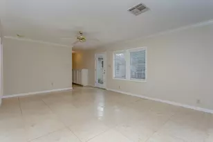 1230 Timbergrove Ln, Houston, TX 77008 - Photo 9