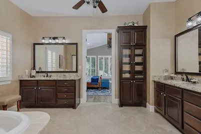 22 Lake Reverie Place, The Woodlands, TX 77375 - Photo 19