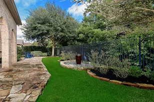 22 Lake Reverie Pl, The Woodlands, TX 77375 - Photo 33