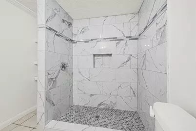 8004 Mendez Street, Houston, TX 77029 - Photo 9