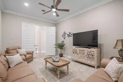 542 Carina Gaze Drive, Conroe, TX 77318 - Photo 17