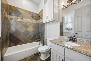 2105 Argonne St, Houston, TX 77019 - Photo 21