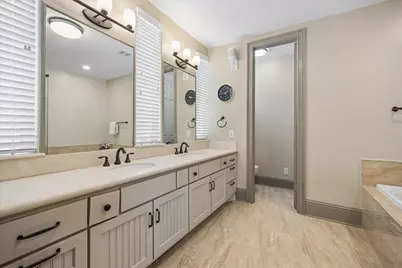 2105 Argonne Street, Houston, TX 77019 - Photo 15