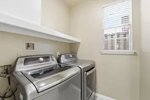 56 Lakeridge Dr, The Woodlands, TX 77381 - Photo 23