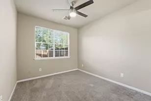 56 Lakeridge Dr, The Woodlands, TX 77381 - Photo 21