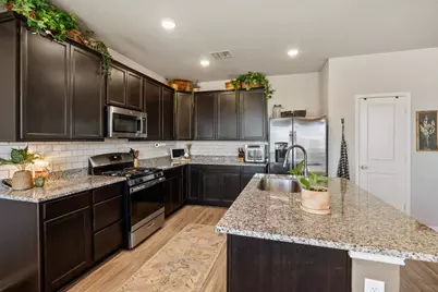 11947 Sunshine Park Drive N, Willis, TX 77318 - Photo 13