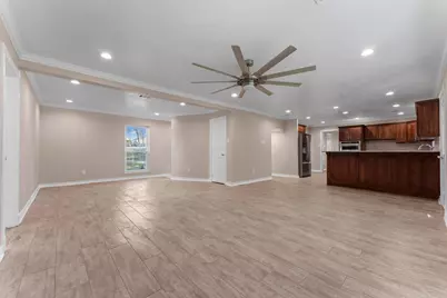 420 E Lake Drive, Livingston, TX 77351 - Photo 13