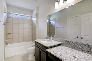 3144 Founders Rock Dr, Houston, TX 77063 - Photo 17