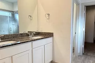 10610 Great Basin Dr, Rosharon, TX 77583 - Photo 5