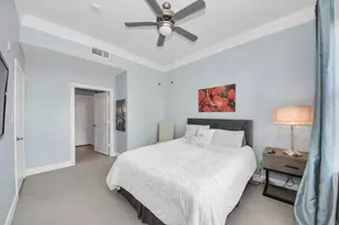 300 St Joseph Pkwy, Houston, TX 77002 - Photo 9